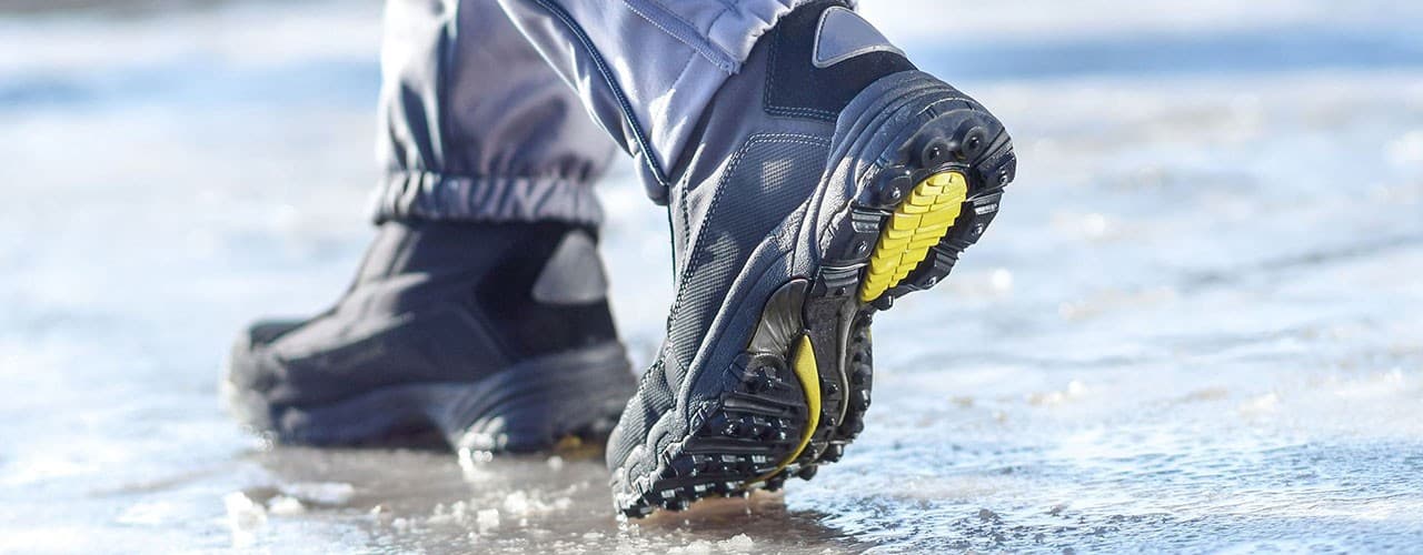 12  Rekomendasi Sepatu Safety Terbaik 2026