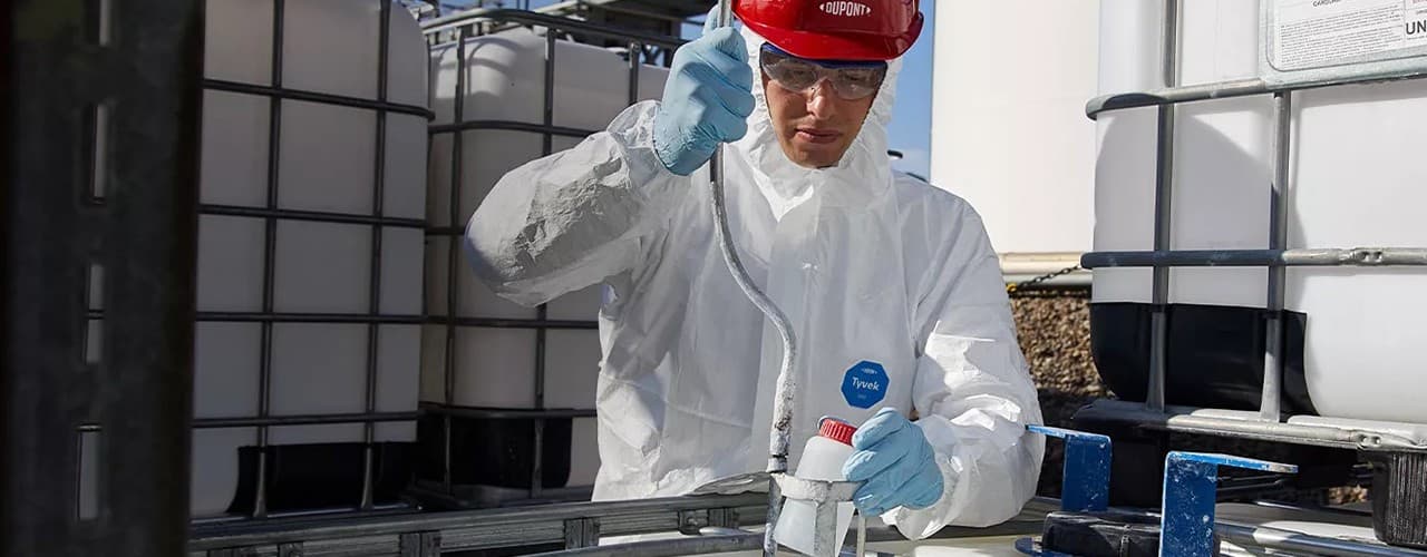 Baju Coverall, Fungsi dan Standarisasinya