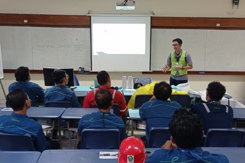 Training APD K3 di PT South Pasific Vizcose