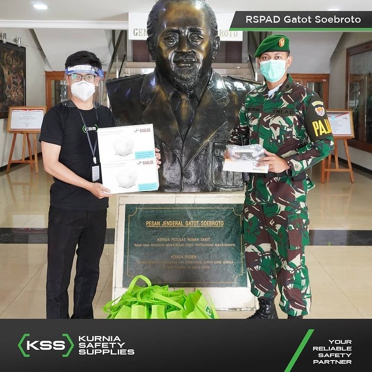 Bantuan APD dari KSS Untuk 8 RS Rujukan Covid Jakarta